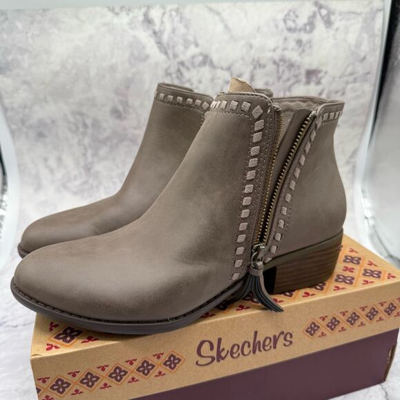 Skechers Women's Taupe Ankle Booties Vegan Leather. Size 9. New in Box - Picture 2 of 7